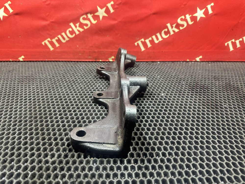 Кронштейн ящика АКБ левый 2023г