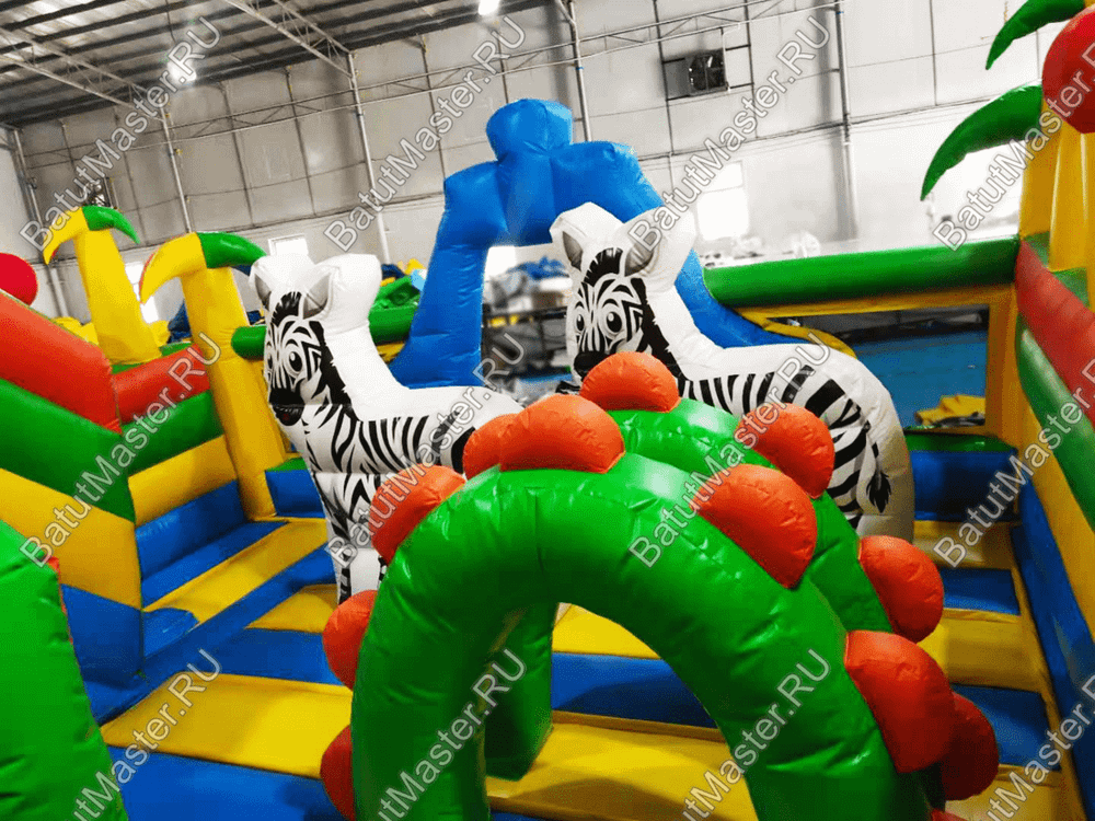 Коммерческий надувной батут "Животные в джунглях " 5*5*2,7м
