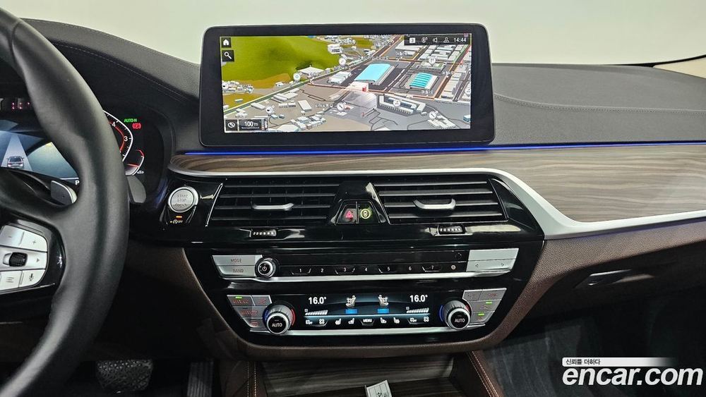 BMW 5 Series (G30) 530i Luxury (06.2023)
