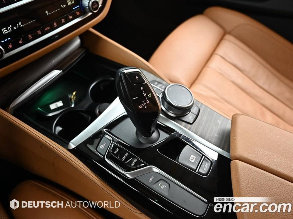 BMW 5 Series (G30) 530e Luxury (12.2019)
