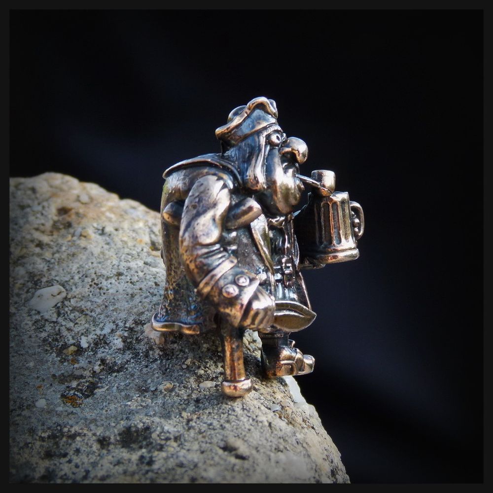 Бусина "Пират" для темляков или браслетов , бронза