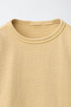 ZARA ОДНОТОННАЯ ФУТБОЛКА GARMENT DYE, ОХРА