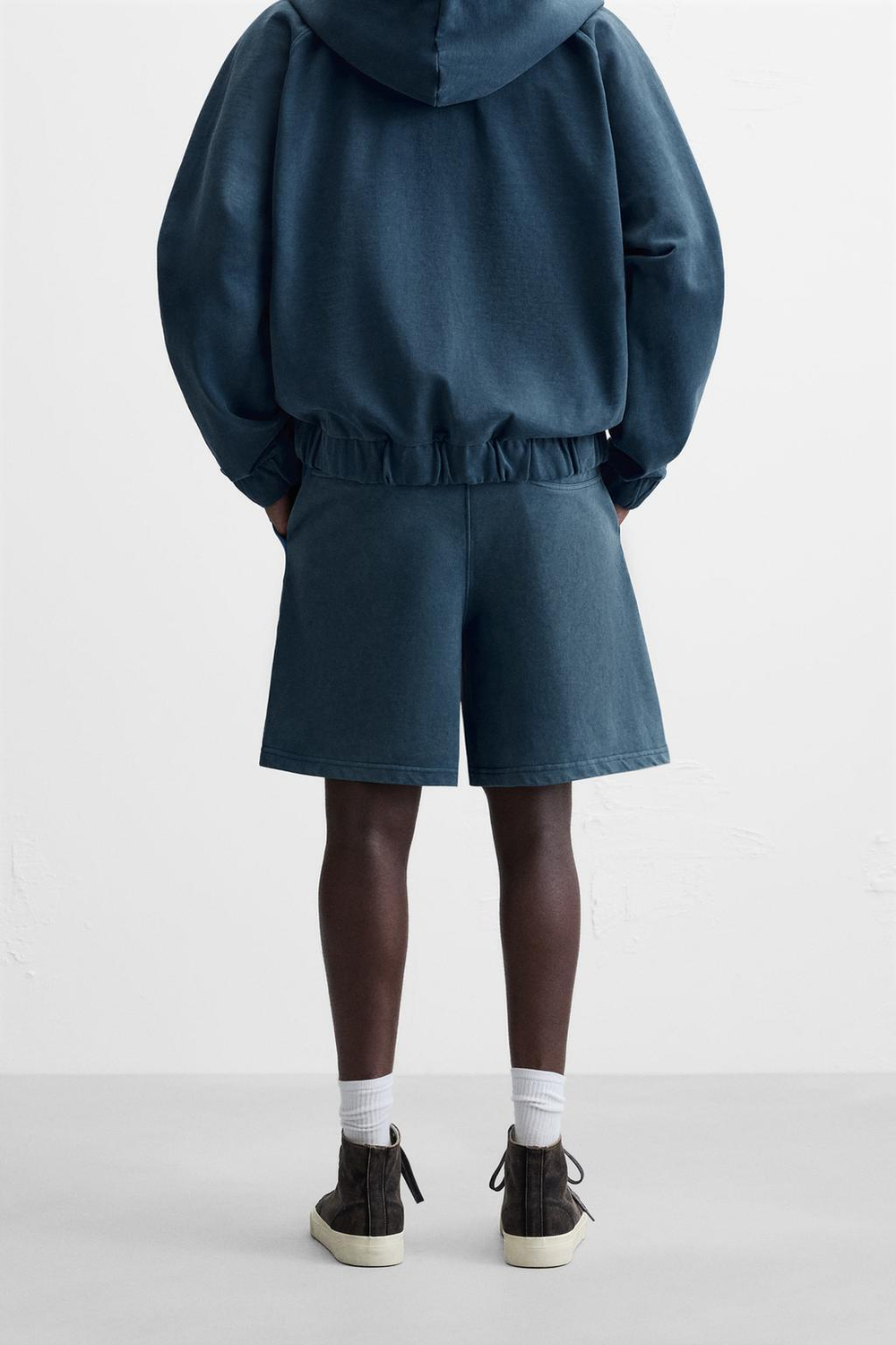 Шорты-джоггеры relaxed fit