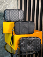 Клатч Louis Vuitton