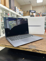Б/У MacBook Air 13 2020 m1/8/256Gb