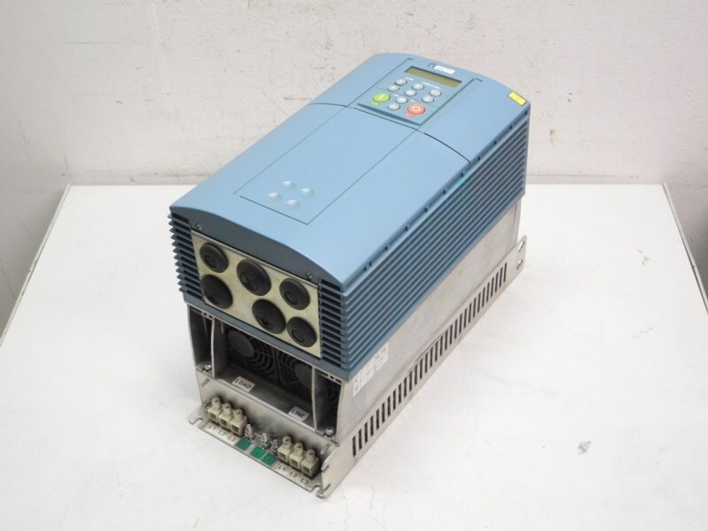 Eurotherm 605C/0075/500/0011/UK/0/0/B0/0/0