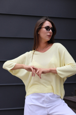 джемпер из тонкого трикотажа