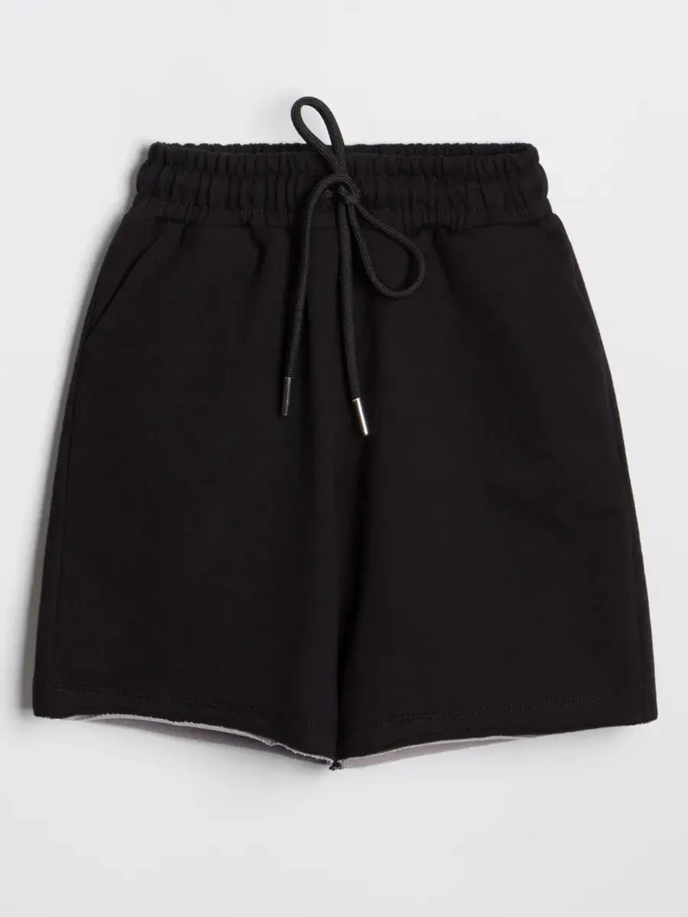 Спортивный костюм для мальчика с шортами на лето