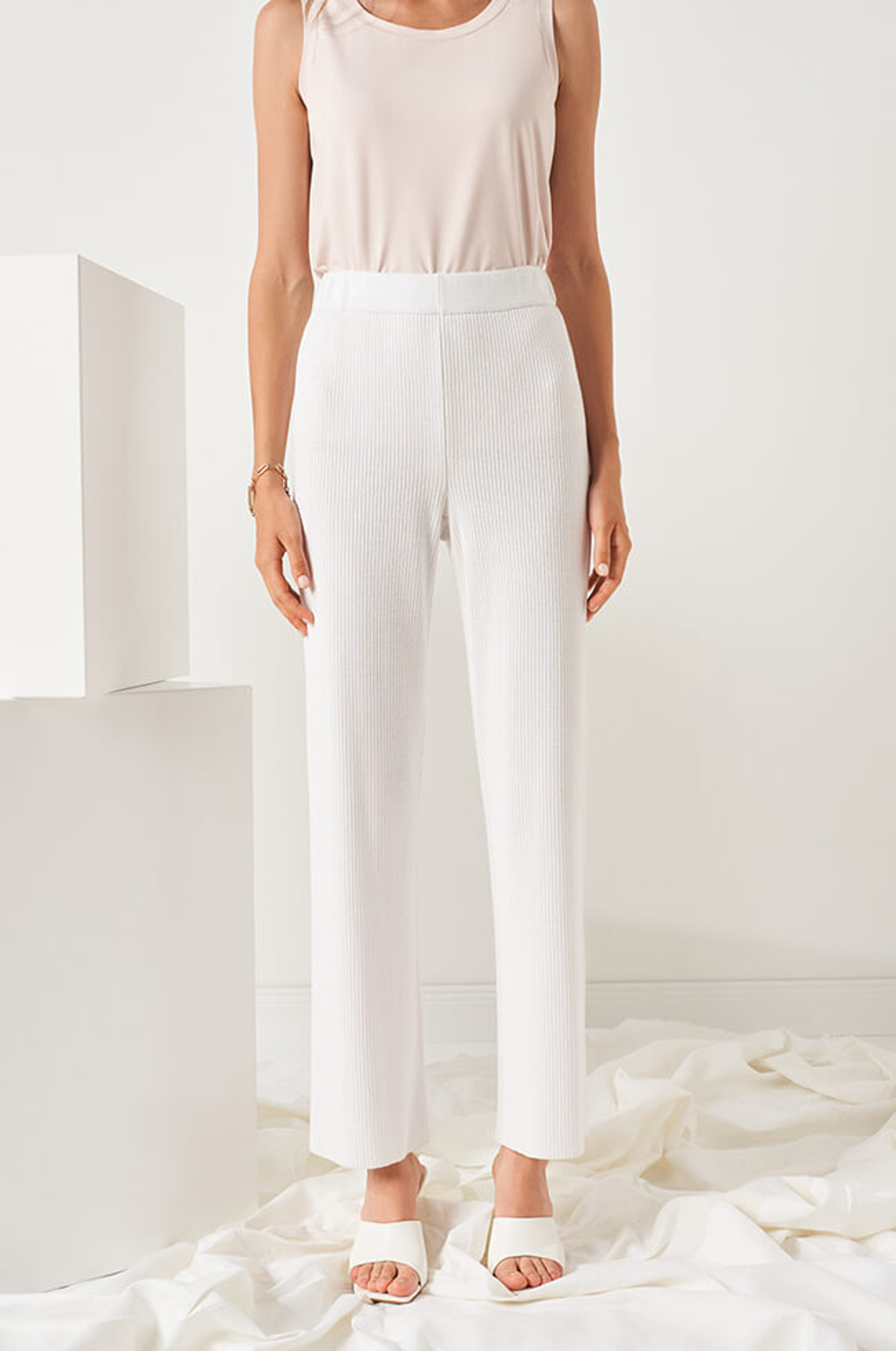 3976 Брюки женские (белый)