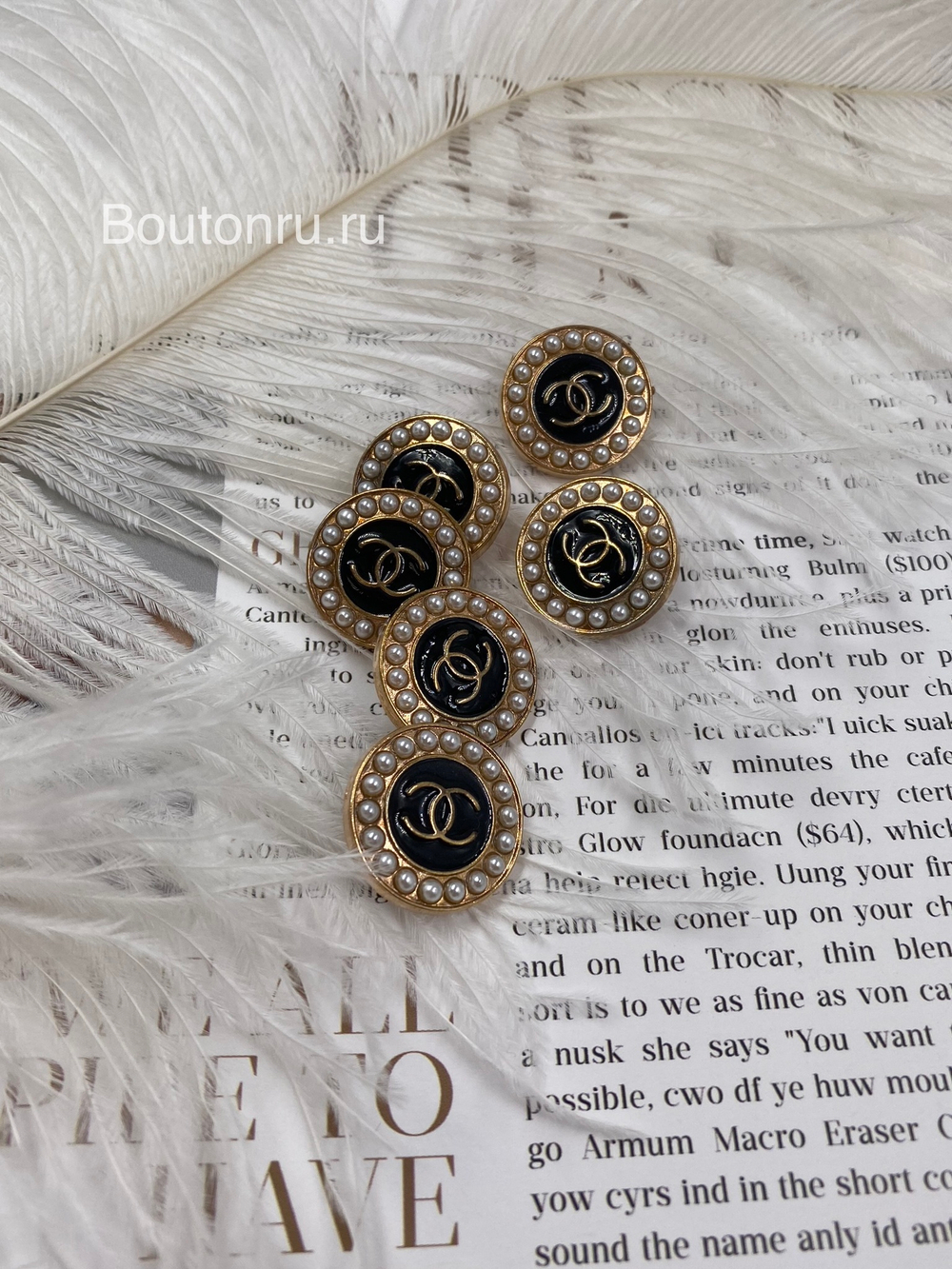 Пуговицы Шан. золотистые с черной эмалью и жемчугом (скидка)