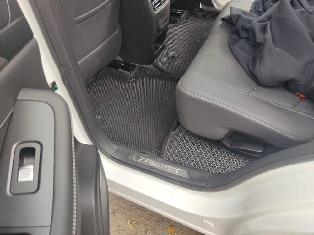 Автоковрики EVA для Soueast DX8S