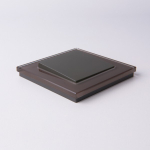 Выключатель двухклавишный серо-коричневый