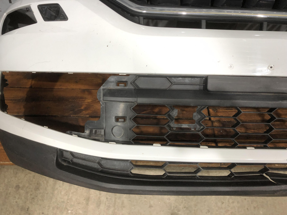 Бампер передний Skoda Kodiaq 16-22 Б/У Оригинал 562807221