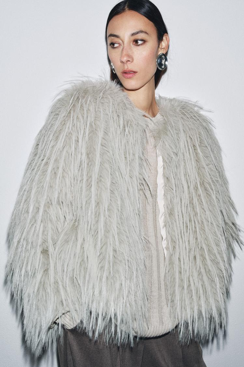 ZARA ШУБА ИЗ ИСКУССТВЕННОГО МЕХА — ZW COLLECTION, СВЕТЛО-СЕРЫЙ