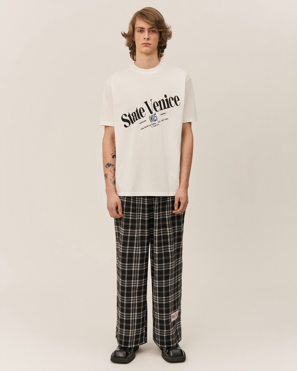 Футболка классического свободного кроя