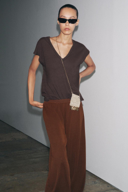 ZARA ФУТБОЛКА ИЗ ХЛОПКА И ЛЬНА, КОРИЧНЕВЫЙ