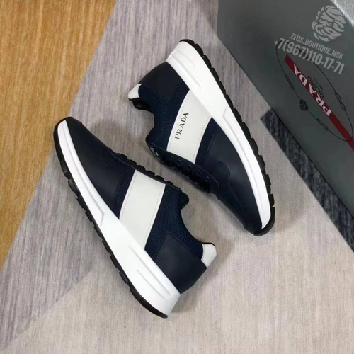 Кроссовки Prada