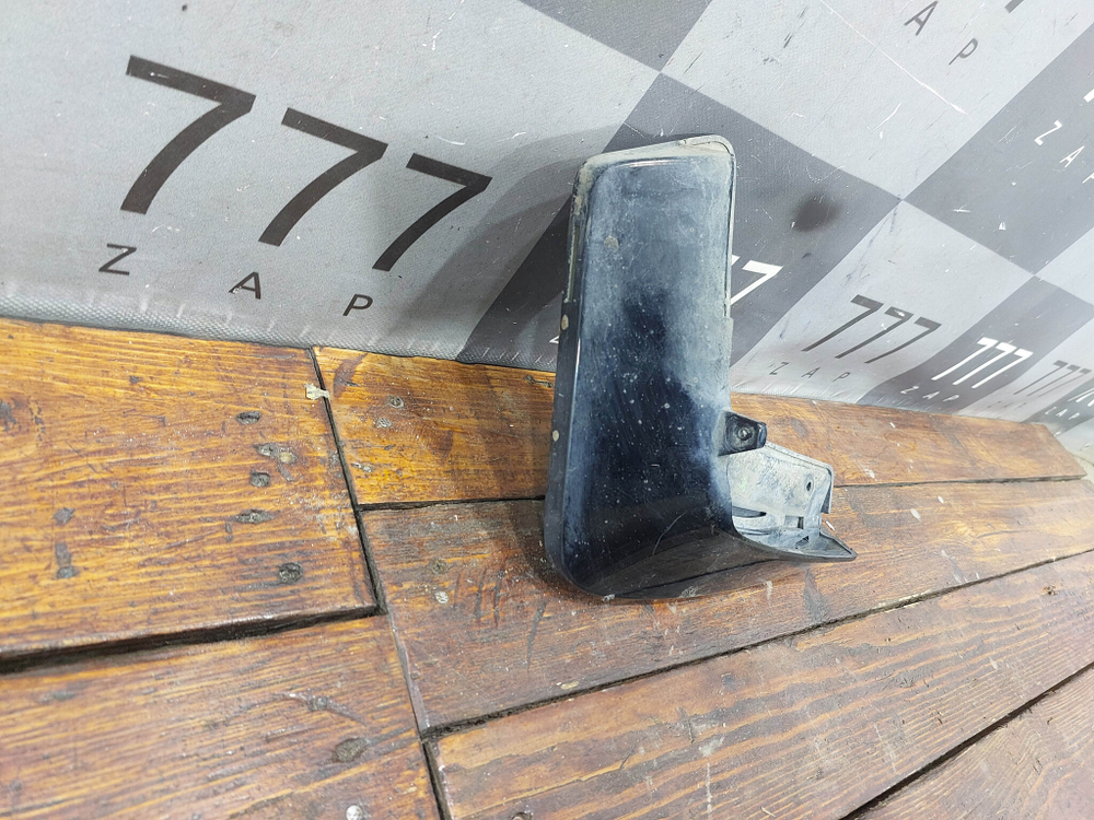 Брызговик передний правый Cadillac XT6 19-нв Б/У Оригинал 84535420