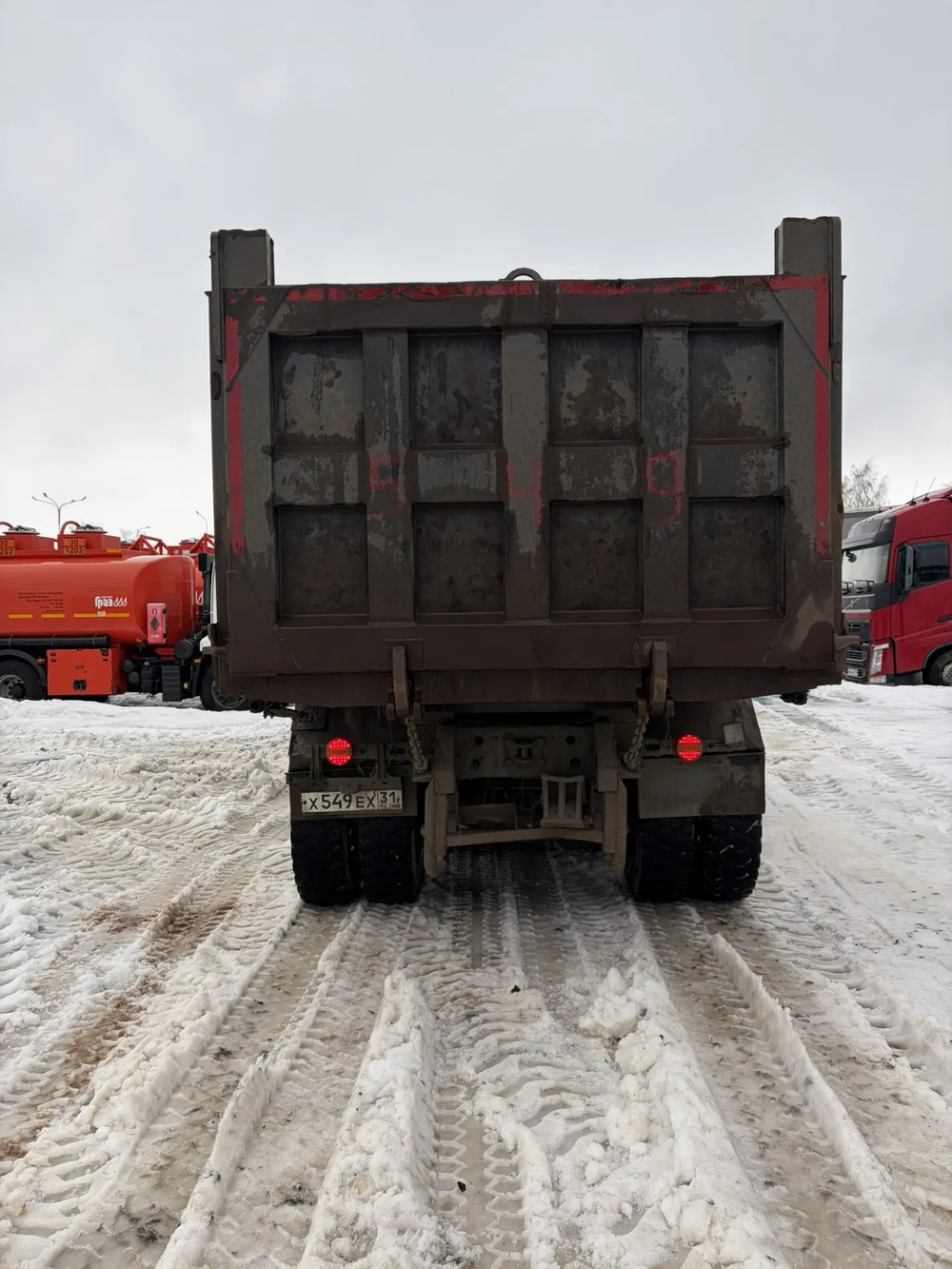 Howo ZZ* 6x4 Самосвал ZZ3327S3847E (Дизельный, 9,7 л, 373 л.с., МТ)