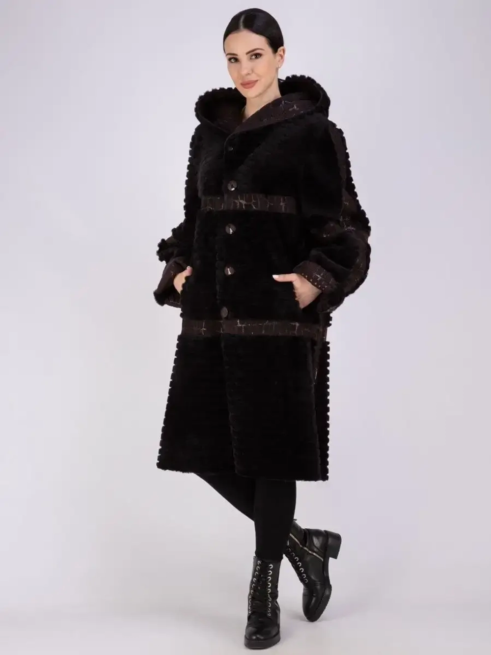 Дубленка женская натуральная длинная с капюшоном оверсайз