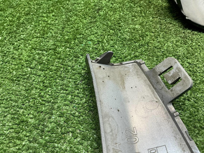 Накладка перед бампера Mercedes C w205 (18-23) AMG