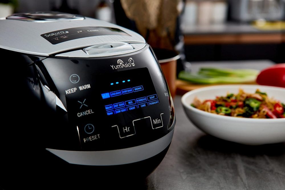 Yum Asia Рисоварка Sakura Rice Cooker, 8 чашек, 1.5 л (Black and Silver)
