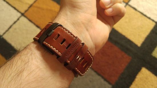 Кожаный коричневый ремешок для часов Garmin Fenix 010-12168-12