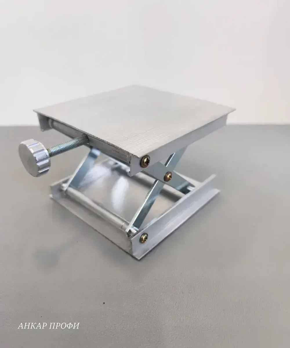 Платформа с подъемным механизмом (микролифт) для лазерного уровня