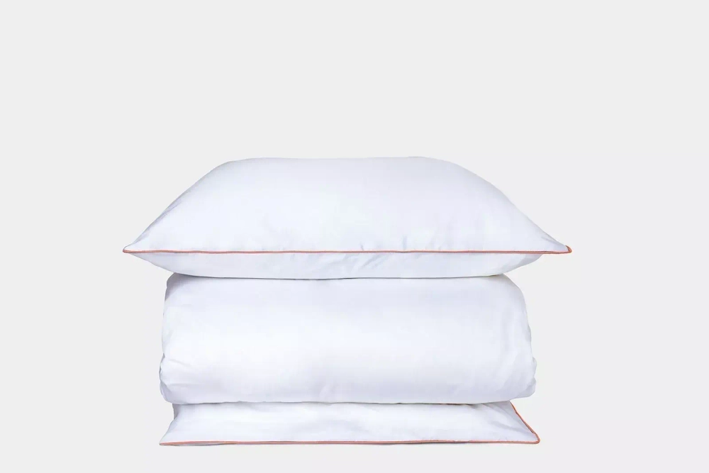 Постельное белье семейное Mollen белое с розово-коралловым кантом