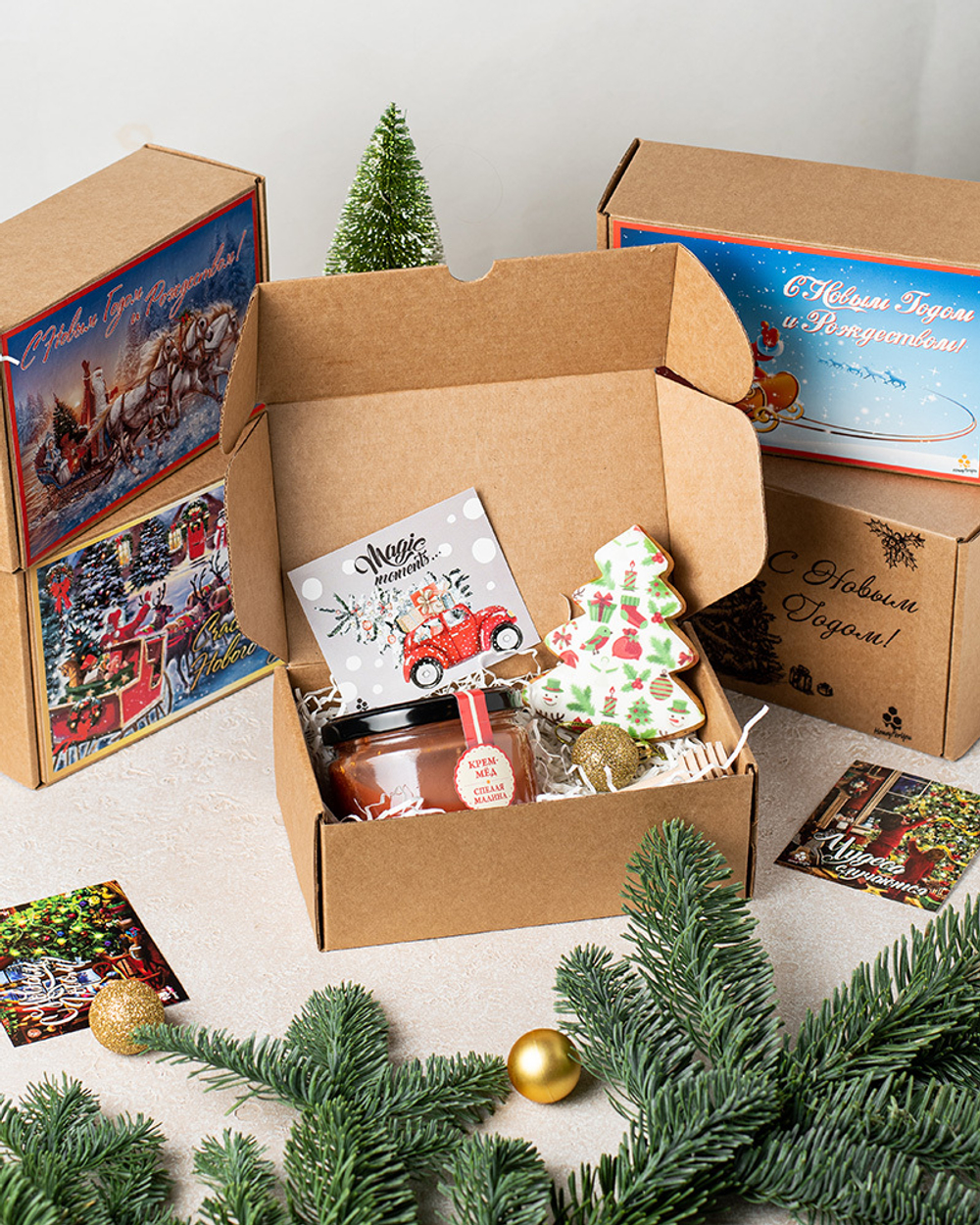 Новогодний подарочный набор с крем-медом и пряником