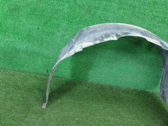 Подкрылок передний левый Suzuki Grand Vitara JT (2005-2012)