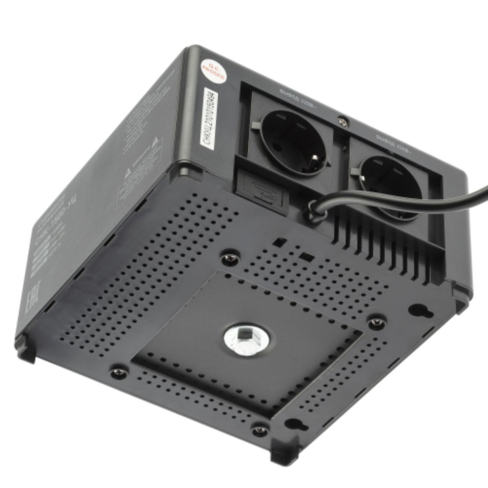 Стабилизатор напряжения ЭРА CНК-1500-УЦ компактный универсальный, 140-260В/220В, 1500ВА | Компактные