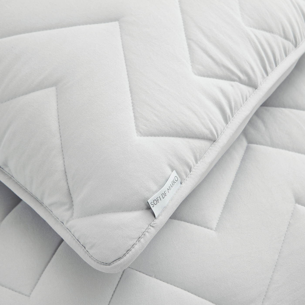 Покрывало 230х250 и 2 наволочки 50х70 Sofi De MarkO Робби серое