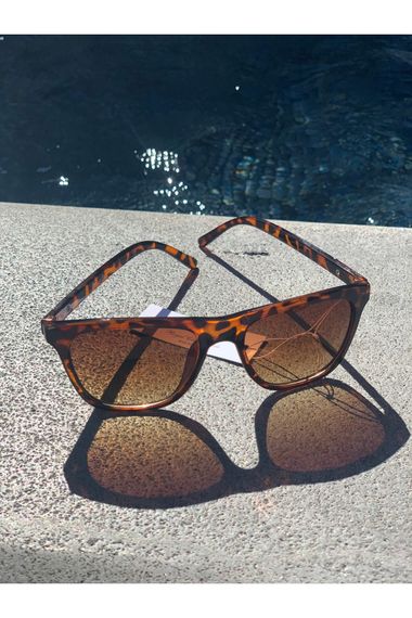 Qadın üçün günəş eynəyi GGBFAA48131