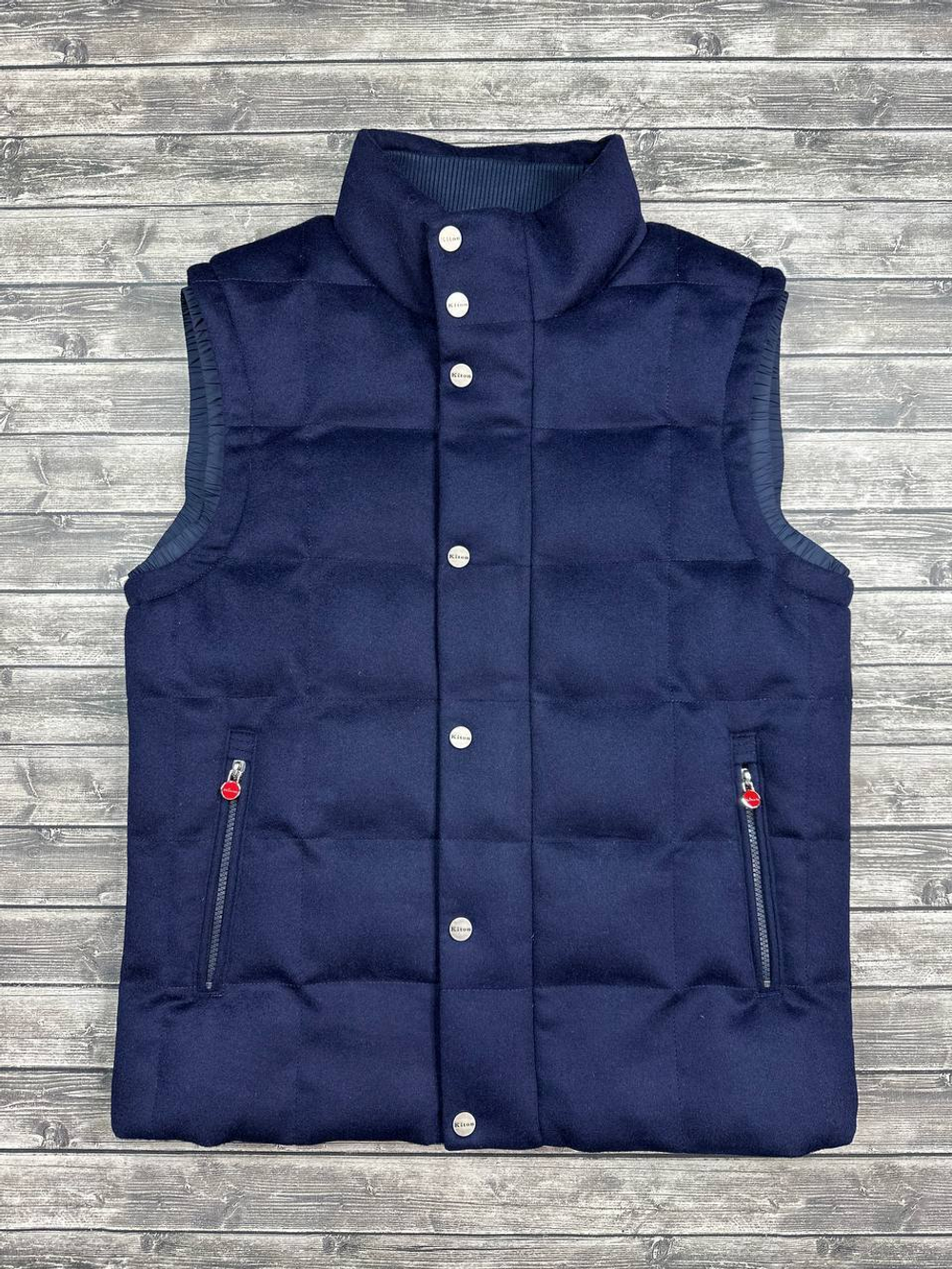 Кашемировая безрукавка Kiton