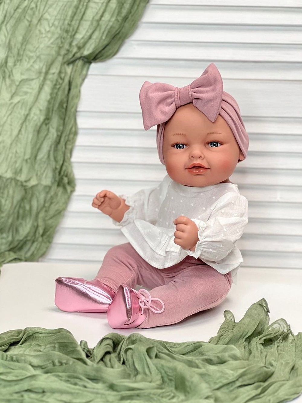 Кукла Manolo Dolls виниловая Leo 45см в пакете (8282)