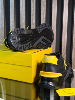 Кроссовки Fendi