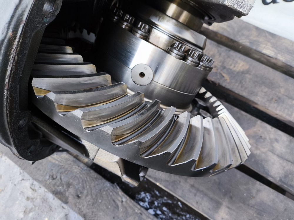 Редуктор заднего моста: R780 2.59 2016г.