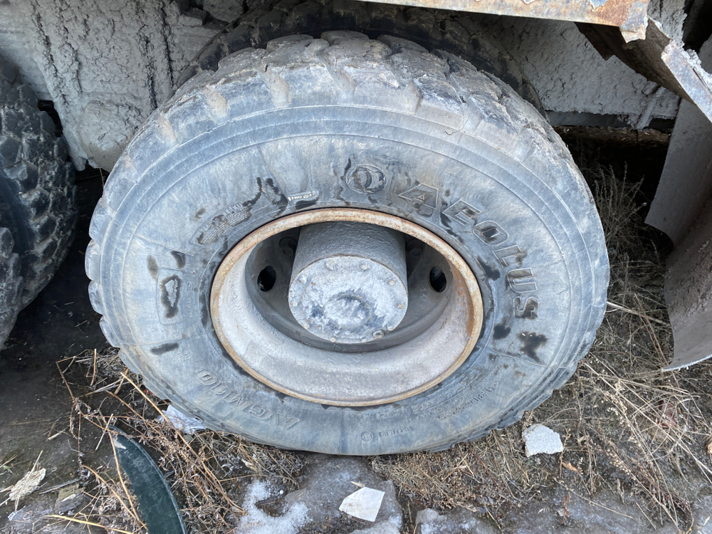 Shacman (Shaanxi) SX* 8x4 Самосвал SX3318DT366 (Дизельный, 11,6 л, 369 л.с., МТ)