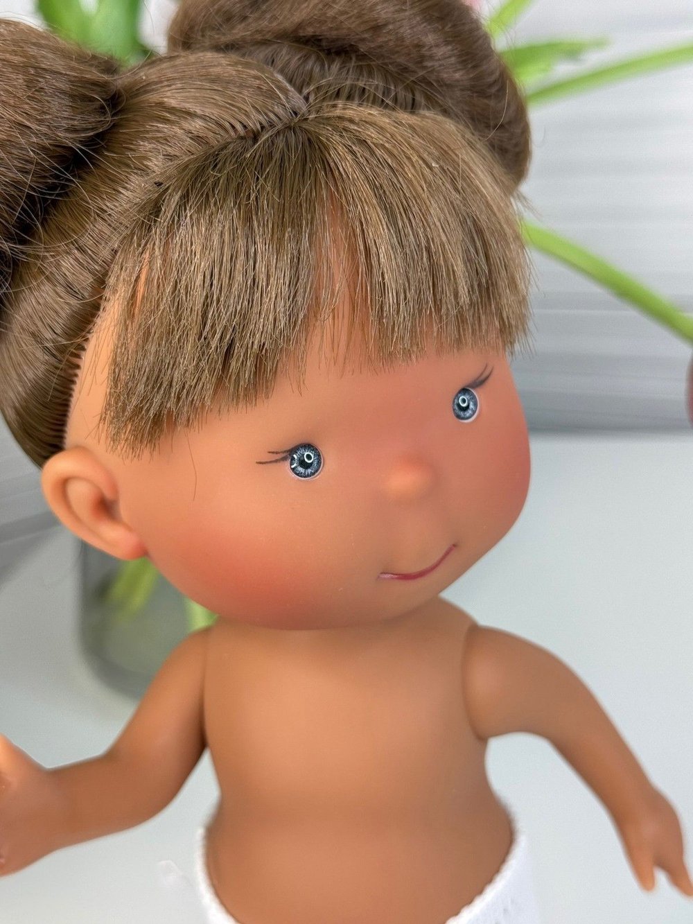 Кукла Nines виниловая 30см PIPPA LATINA без одежды (2899WL3)