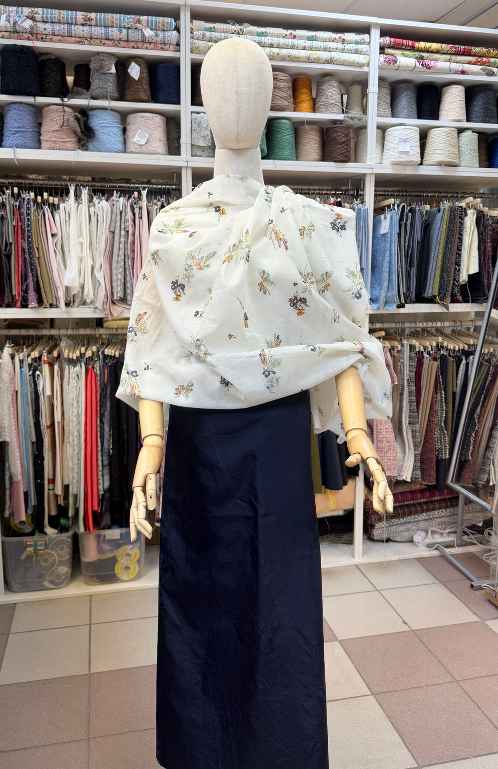 Ткань(Италия) Батист с шелком 77% хлопок 23% шелк ш-150см отрез -1,25м