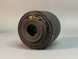 Canon 1200D kit 18-55mm 3.5-5.6 III 11.000 кадров