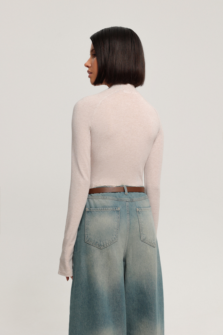 Лонгслив слим фит