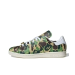 Кроссовки A BATHING APE x Adidas Stan Smith 'Сamouflage Green' IG8949