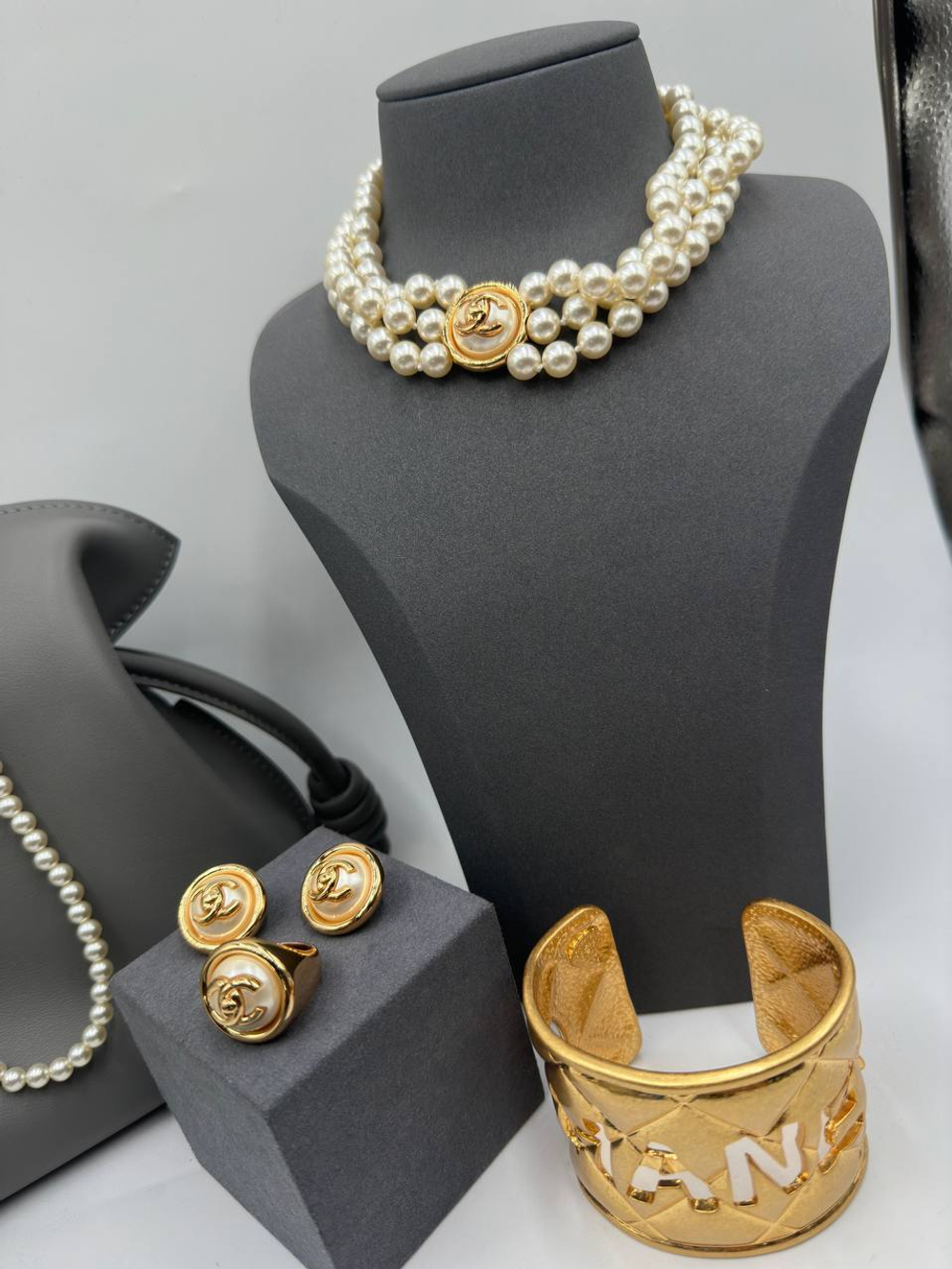 Чокер CHANEL