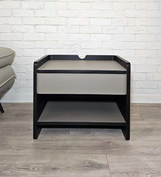 Прикроватная тумбочка Yokima L с полкой и ящиком