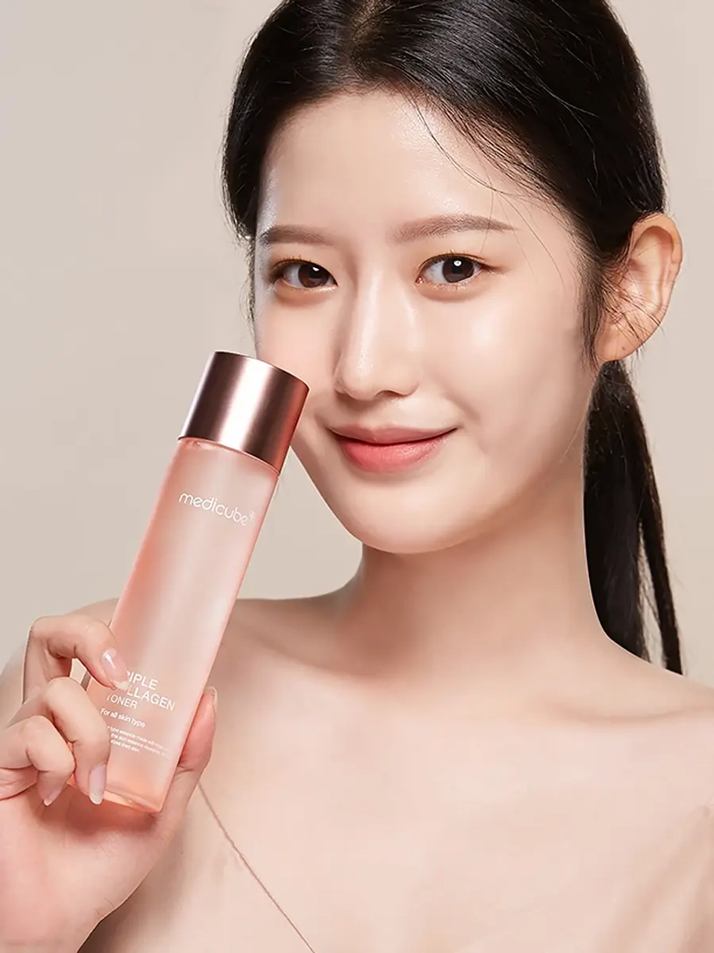 Medicube Увлажняющий тонер с коллагеном для гладкости и сияния кожи Triple Collagen Toner 4.0 140 мл