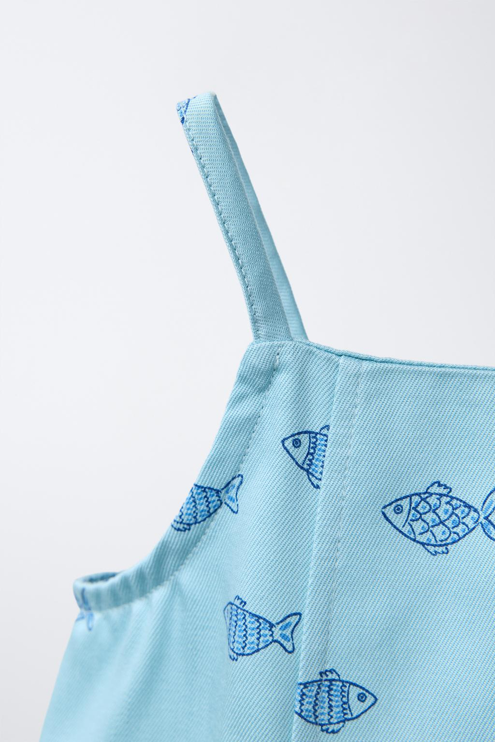 ZARA ПЛАТЬЕ НА БРЕТЕЛЯХ С ПРИНТОМ, СВЕТЛО-СИНИЙ