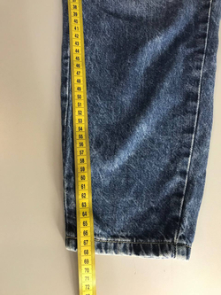 Джинсы Bershka удобные и стильные, визуально 44 размер