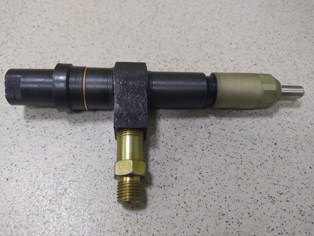 Форсунка (н.о. короткий штуцер) 261.1112010-13